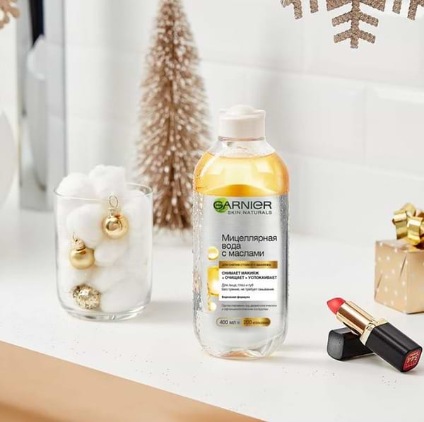 Фото - Міцелярна вода Garnier SKIN NAT двухфазная очищає 400 мл