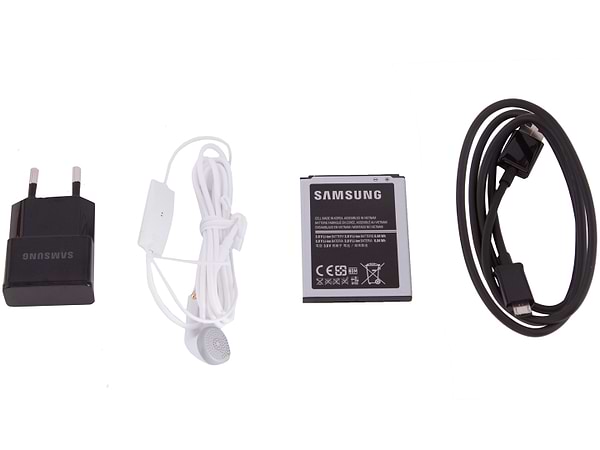 Фото - Смартфон Samsung I8262 Galaxy Core Chic white