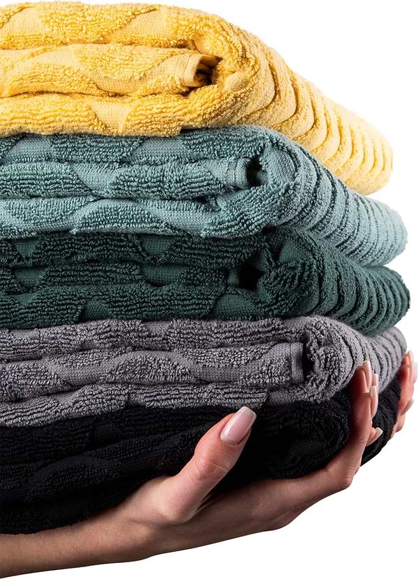 Фото - Полотенце банное GM Textile махровое жаккардовое черный (зигзаг) 100х150