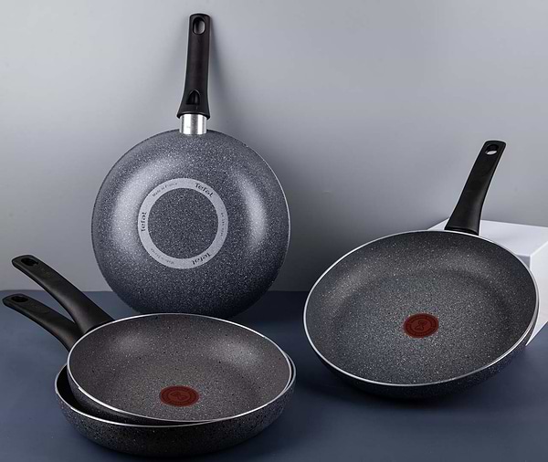 Фото - Сковорода универсальная Tefal D4560553 Hard Stone 26 см