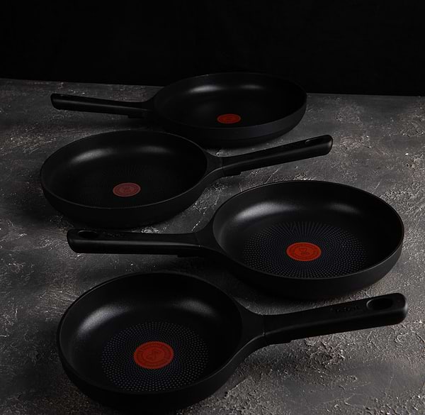 Фото - Сковорода универсальная Tefal G6120244 Trattoria PRO 20 см