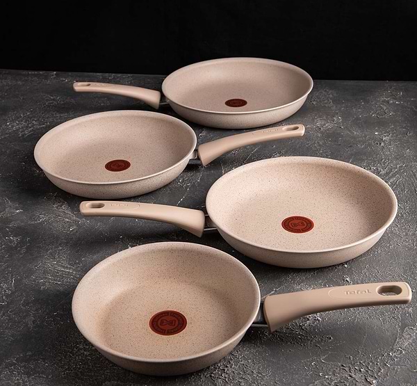 Фото - Сковорода універсальна Tefal G2930502 Delight 26 см