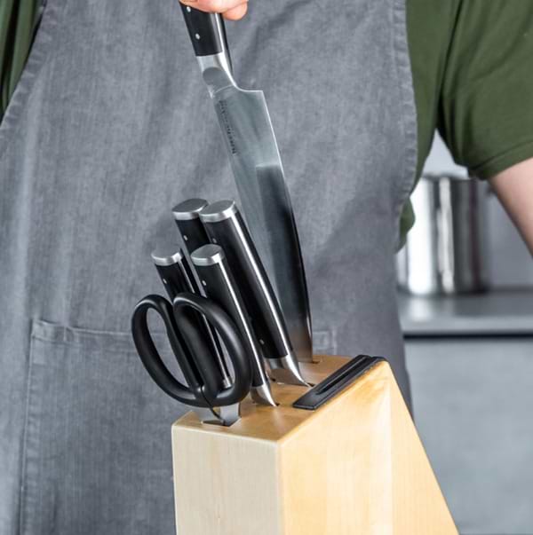 Фото - Набір ножів KitchenAid з підставкою Classic, 6 пр.  і точило (KO6PSTSNOBG)