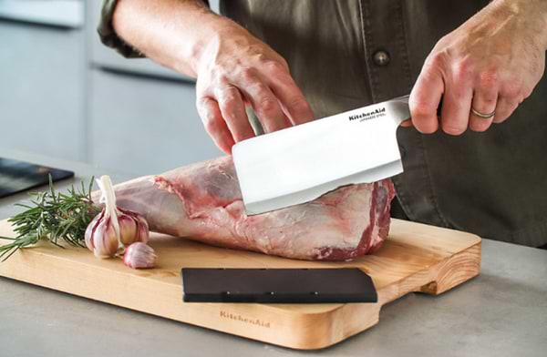 Фото - Нож для мяса KitchenAid Coreline 15 см (KOG6IVSSOHOBA)