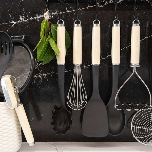 Фото - Венчик KitchenAid Coreline 27,5 см (KAG060OHACE)