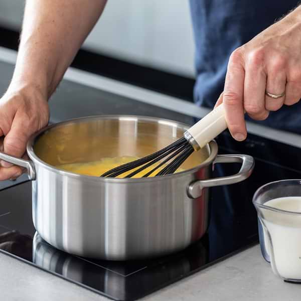 Фото - Венчик KitchenAid Coreline 27 см (KAG0640OHACE)