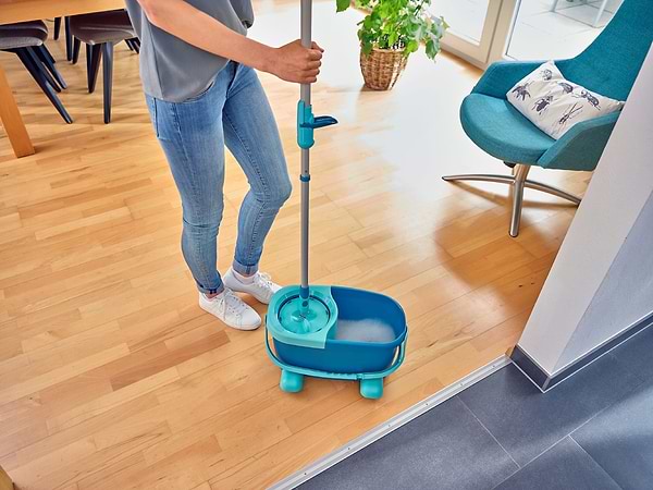 Фото - Набір для прибирання Leifheit Clean Twist Disc Mop Ergo Mobile (52102)