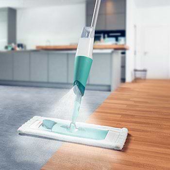 Фото - Швабра Leifheit EASY SPRAY XL micro duo 56690