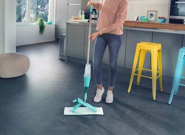 Фото - Швабра Leifheit EASY SPRAY XL micro duo 56690