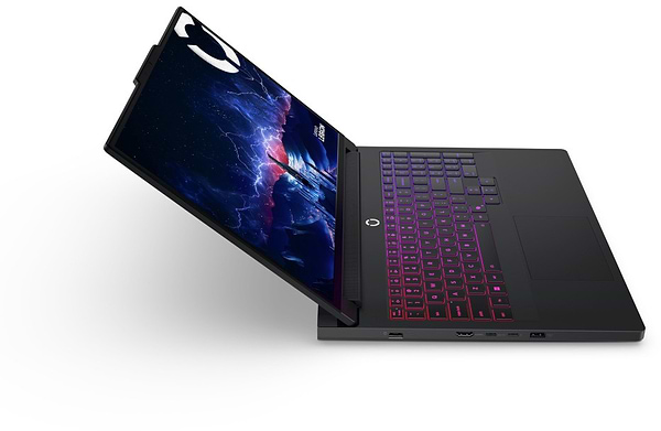 Фото - Ноутбук игровой Lenovo Legion Pro 7 16IAX10H (83F500BDRA) Eclipse Black