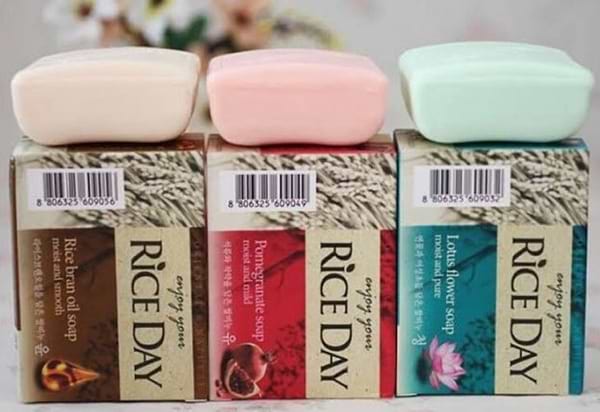 Фото - Твердое мыло Lion Rice Day с экстрактом граната и пиона 100 г (8806325609049)