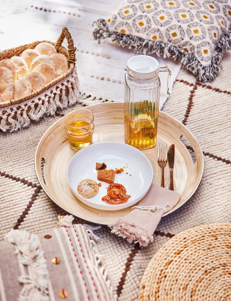 Фото - Тарілка обідня Luminarc Friends Time White 17 см (P6280)