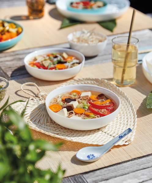 Фото - Тарілка обідня Luminarc Friends Time White 17 см (P6280)