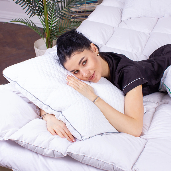 Фото - Подушка ортопедическая MirSon №4060 Steep Line Silver Men 59х43х12 см (2200006422709)