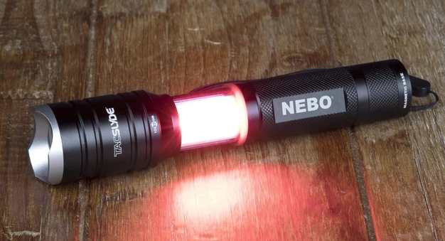 Фото - Ліхтар Nebo Tac Slyde (NB NEB-6746-G)