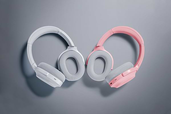 Фото - Навушники повнорозмірні бездротові Razer Barracuda Quartz (RZ04-03790300-R3M1)