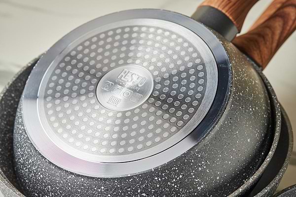 Фото - Сковорода універсальна RESTO AQUILA 28 см ()