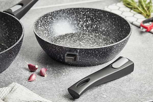 Фото - Сковорода універсальна зі знімною ручкою RESTO LEO 24 см (93040)