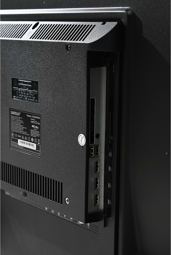 Фото - Телевізор SATELIT 55U8200WS