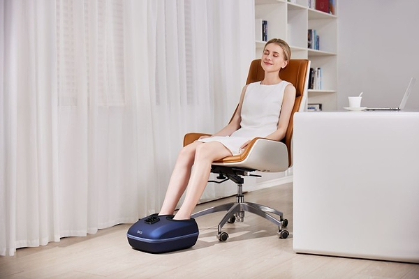 Фото - Массажер для ног SKG YS100