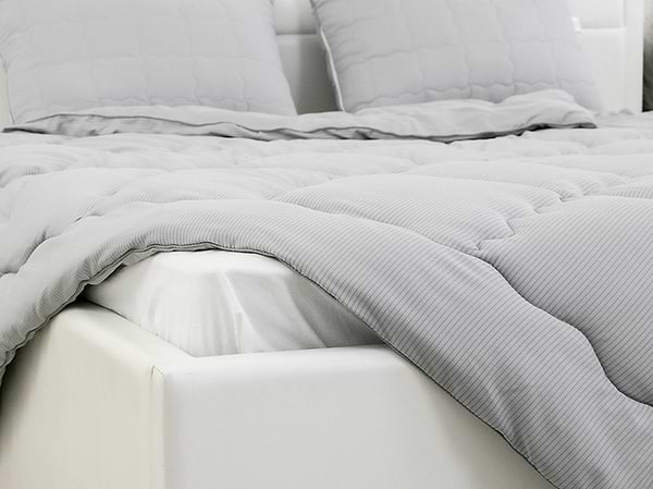 Фото - Ковдра всесезонна двоспальна Руно 172х205 силіконова Soft Line (316.52_Soft Line)