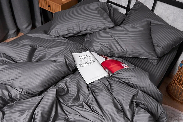 Фото - Комплект постельного белья Moon&Star Satin Stripe Stripe Black King Size 220x240 (MS-820003679)