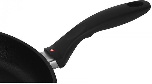 Фото - Сковорода універсальна Swiss Diamond XD Induction 18 см (XD6418Ti)