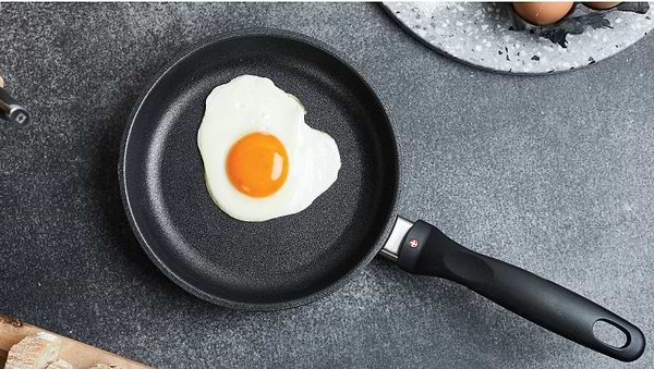 Фото - Сковорода універсальна Swiss Diamond XD Induction 18 см (XD6418Ti)