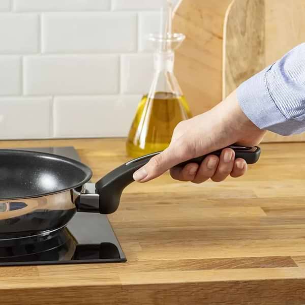 Фото - Сковорода универсальная Tefal E3000104 Emotion 18 см
