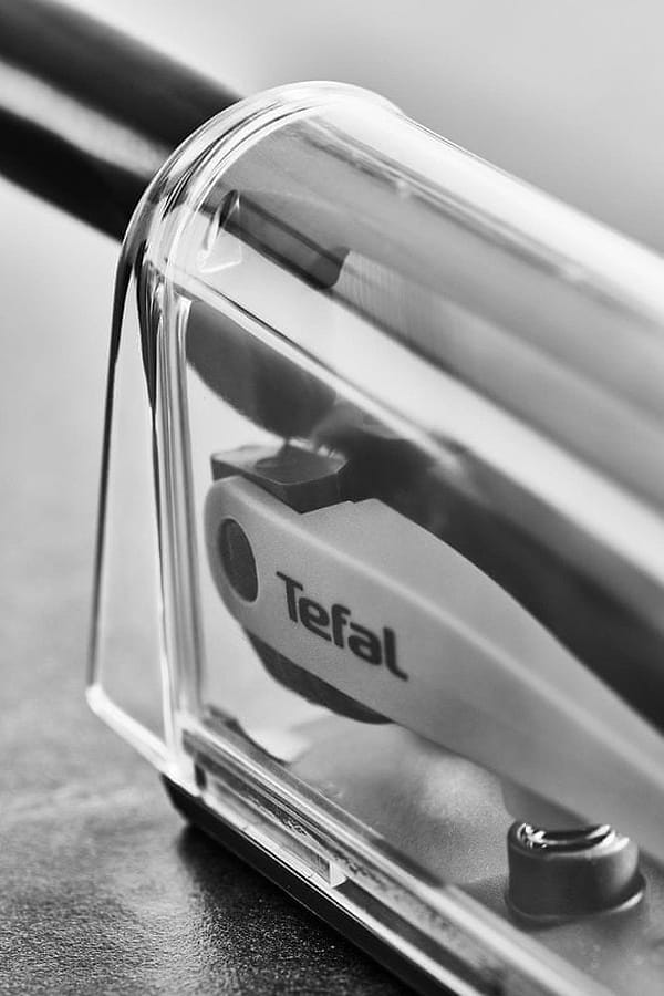 Фото - Нож кухонный Tefal Eversharp 16.5 см с чехлом-точилкой (K2569004)