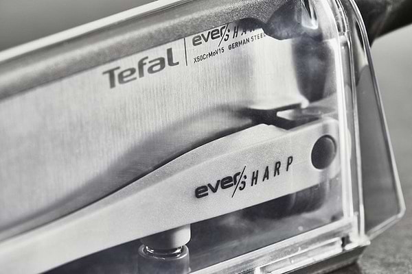 Фото - Нож кухонный Tefal Eversharp 16.5 см с чехлом-точилкой (K2569004)