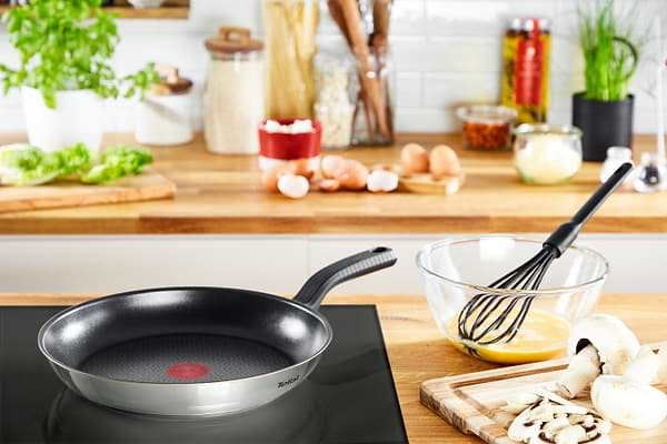 Фото - Сковорода універсальна Tefal G7260544  COMFORT MAX  26 см