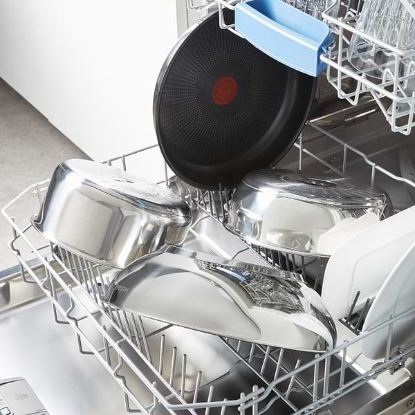 Фото - Сковорода універсальна Tefal G7260544  COMFORT MAX  26 см