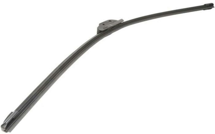 Щетка стеклоочистителя VALEO First бескаркасный 700 мм (575010)