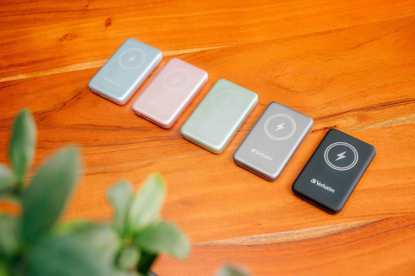 Фото - Батарея мобільна Verbatim Charge 'n' Go 10K mAh (BCK MCP-10BK)