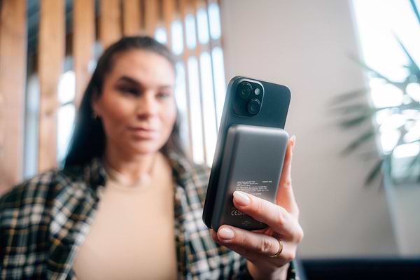 Фото - Батарея мобильная Verbatim Charge 'n' Go 10K mAh (GRY MCP-10GY)