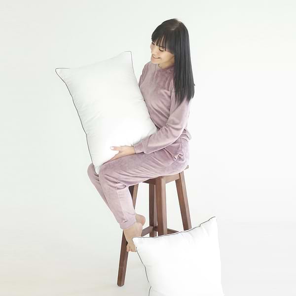 Фото - Подушка стандартна MirSon №2749 Royal Silver Eco-Soft 50х70 см (2200005195420)