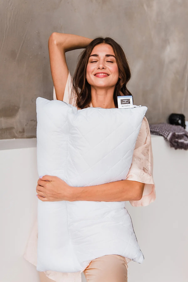 Фото - Подушка стандартная MirSon Deluxe Eco Silver 181 50x70 см (2200000398529)