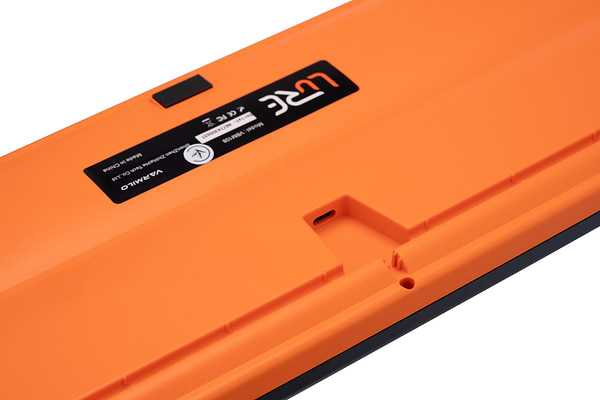 Фото - Клавиатура проводная игровая Varmilo Lure VBM108 (A01A003A8A4A01A005)