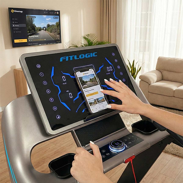 Фото - Бігова доріжка FitLogic T69A Pro