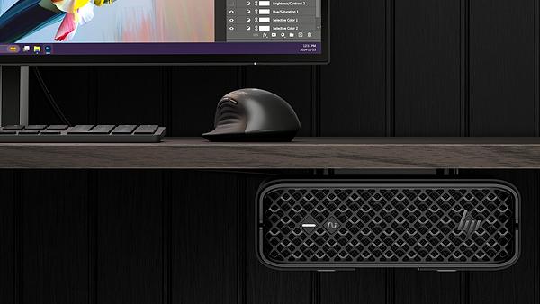 Фото - Робоча/графічна станція HP Z2 Mini G1i (A40M7ET)