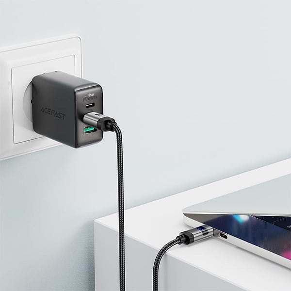 Фото - Кабель синхронизации данных AceFast USB 2.0 USB-C to USB-C, 1.2 м, 60W, 3.0A, digital display Black, C15-03 (6974316283720)