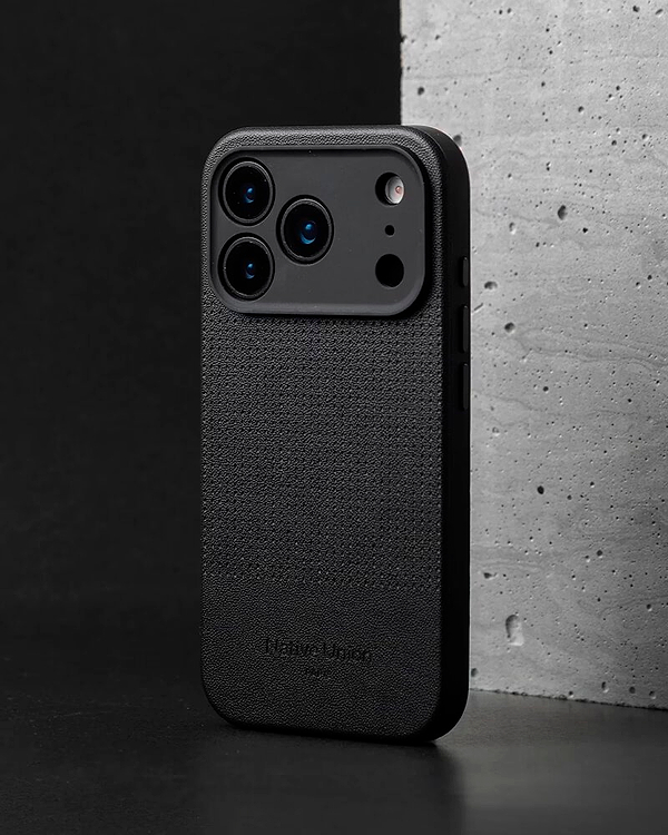 Фото - Чохол для смартфону Native Union Active Case Black for iPhone 17 Pro Max (ACTCSE-BLK-NP25PM)