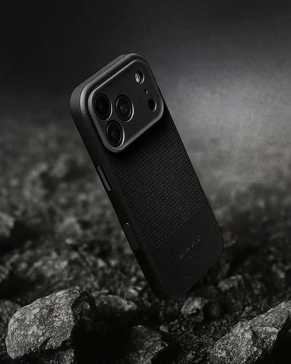 Фото - Чохол для смартфону Native Union Active Case Black for iPhone 17 Pro Max (ACTCSE-BLK-NP25PM)