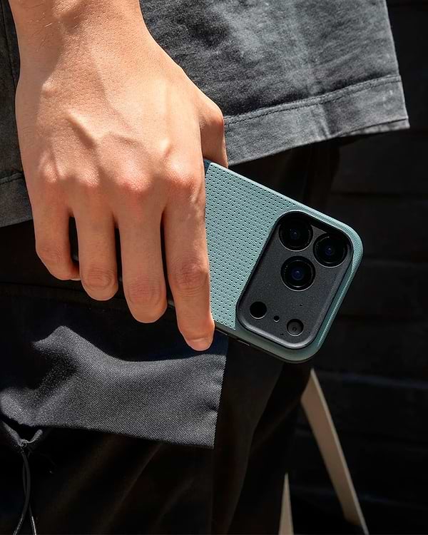 Фото - Чохол для смартфону Native Union Active Case Slate Green for iPhone 17 Pro Max (ACTCSE-GRN-NP25PM)