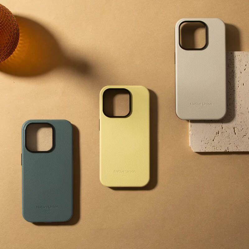 Фото - Чехол для смартфона Native Union Active Case Sandstone for iPhone 16 Pro (ACTCSE-SAN-NP24P)