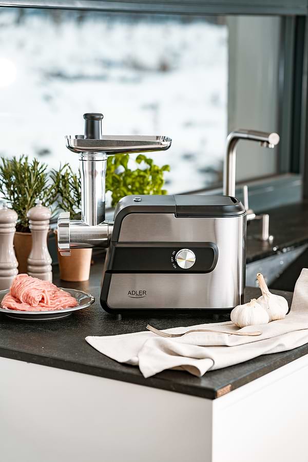 Фото - Мясорубка Adler AD 4813