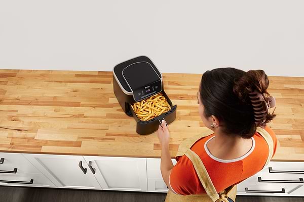 Фото - Уценка - Мультипечь Ninja Air Fryer PRO 4,7л AF140EU