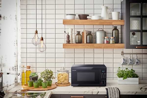 Фото - Микроволновая печь (СВЧ) Sharp YC-MG02E-B