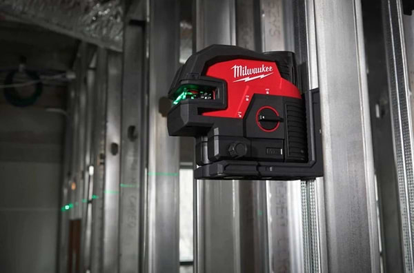 Фото - Измерительный прибор Milwaukee M12 CLL4P-301C (4933479203)